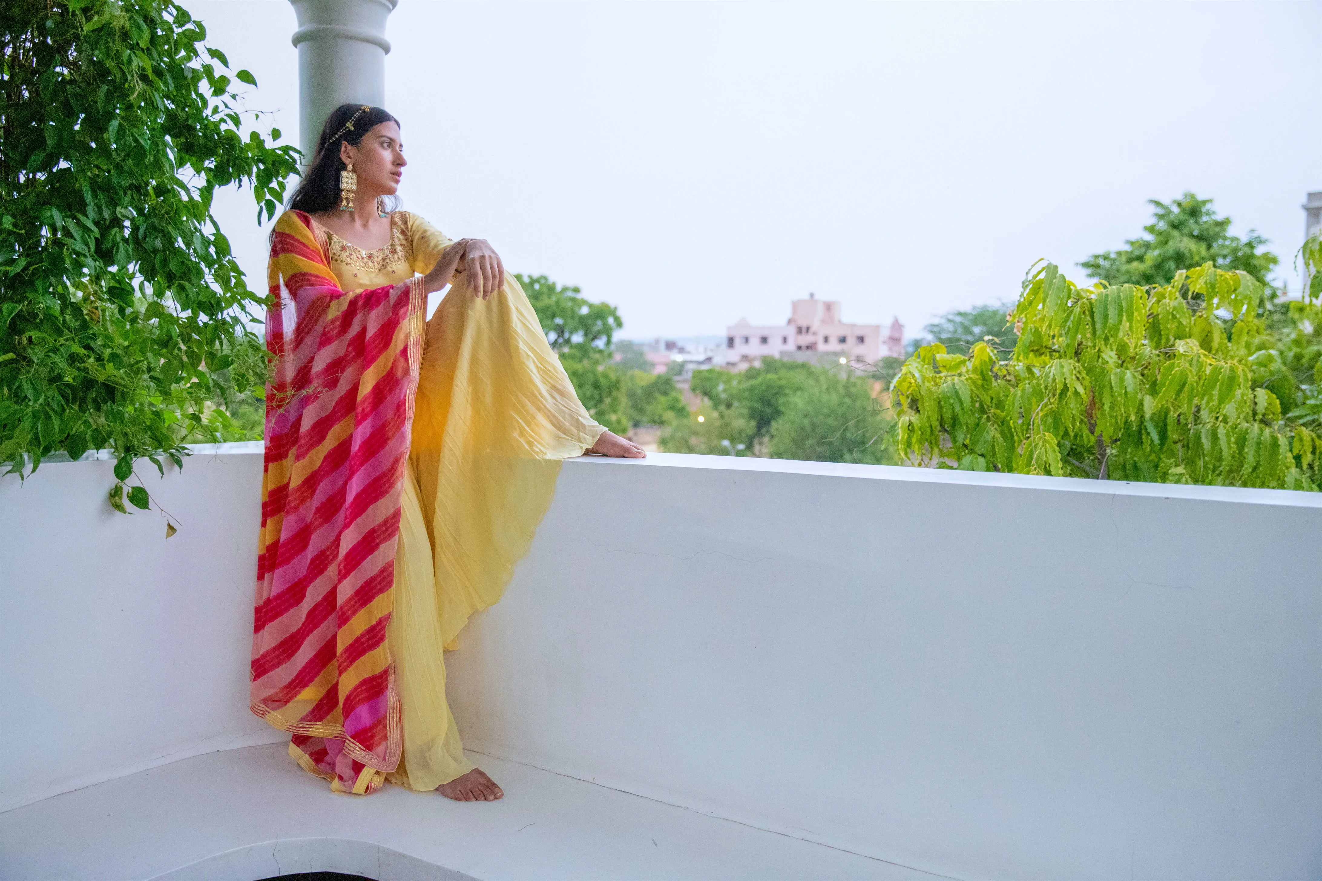 Aarti Sethia Studio    I   Yellow Hand Embroidered Silk Sharara Set