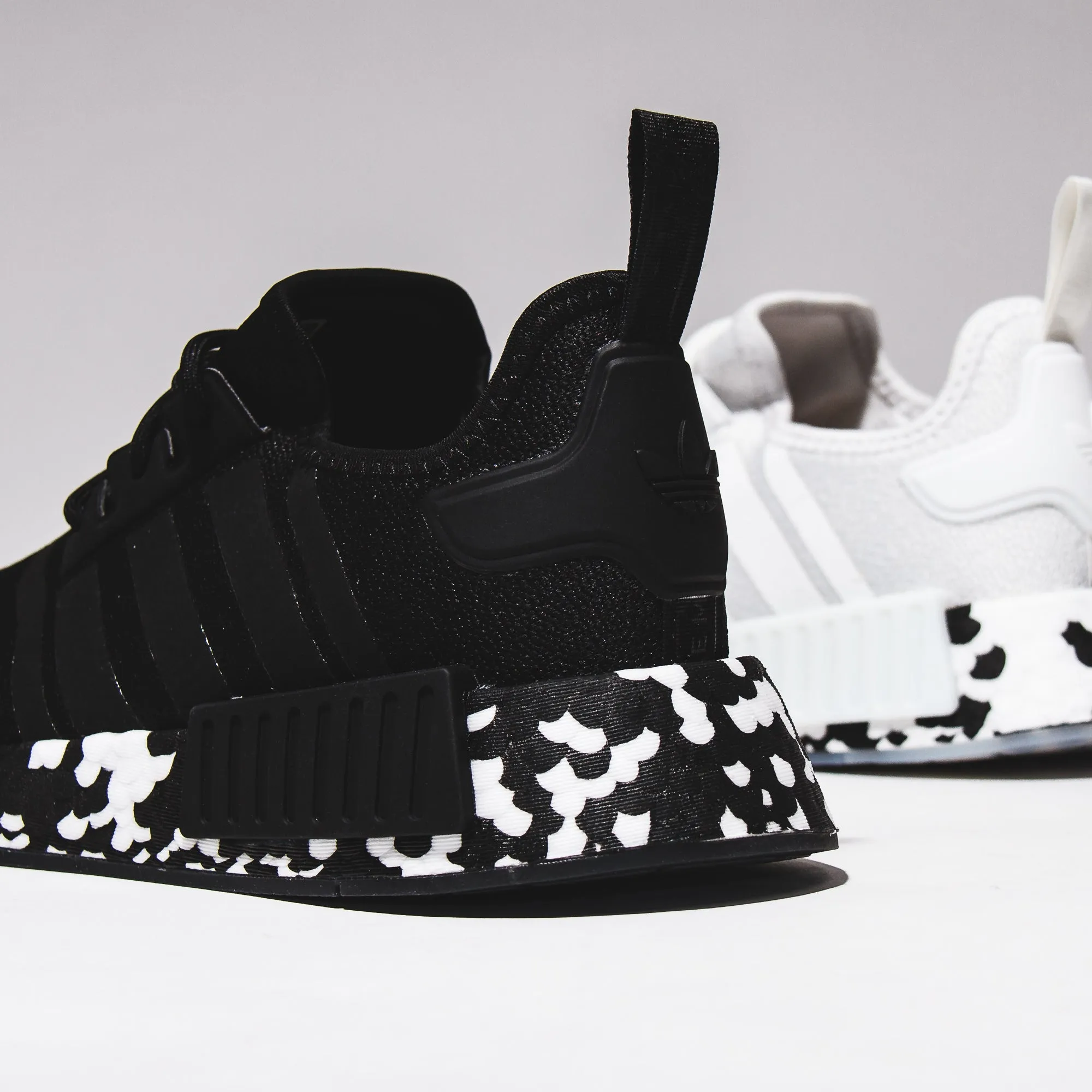 Adidas Originals Men NMD R1 Boost White GZ4307