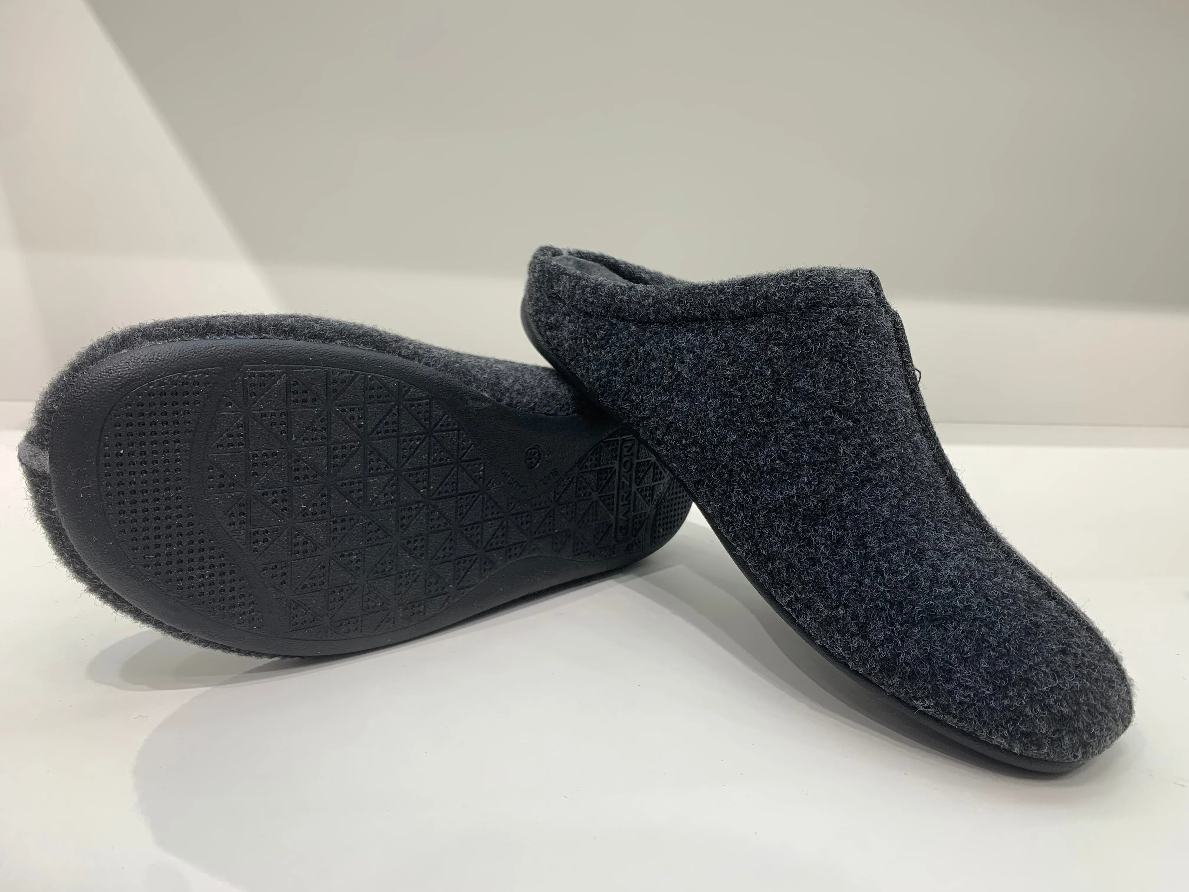 ARCTIC EASE DARK GREY
