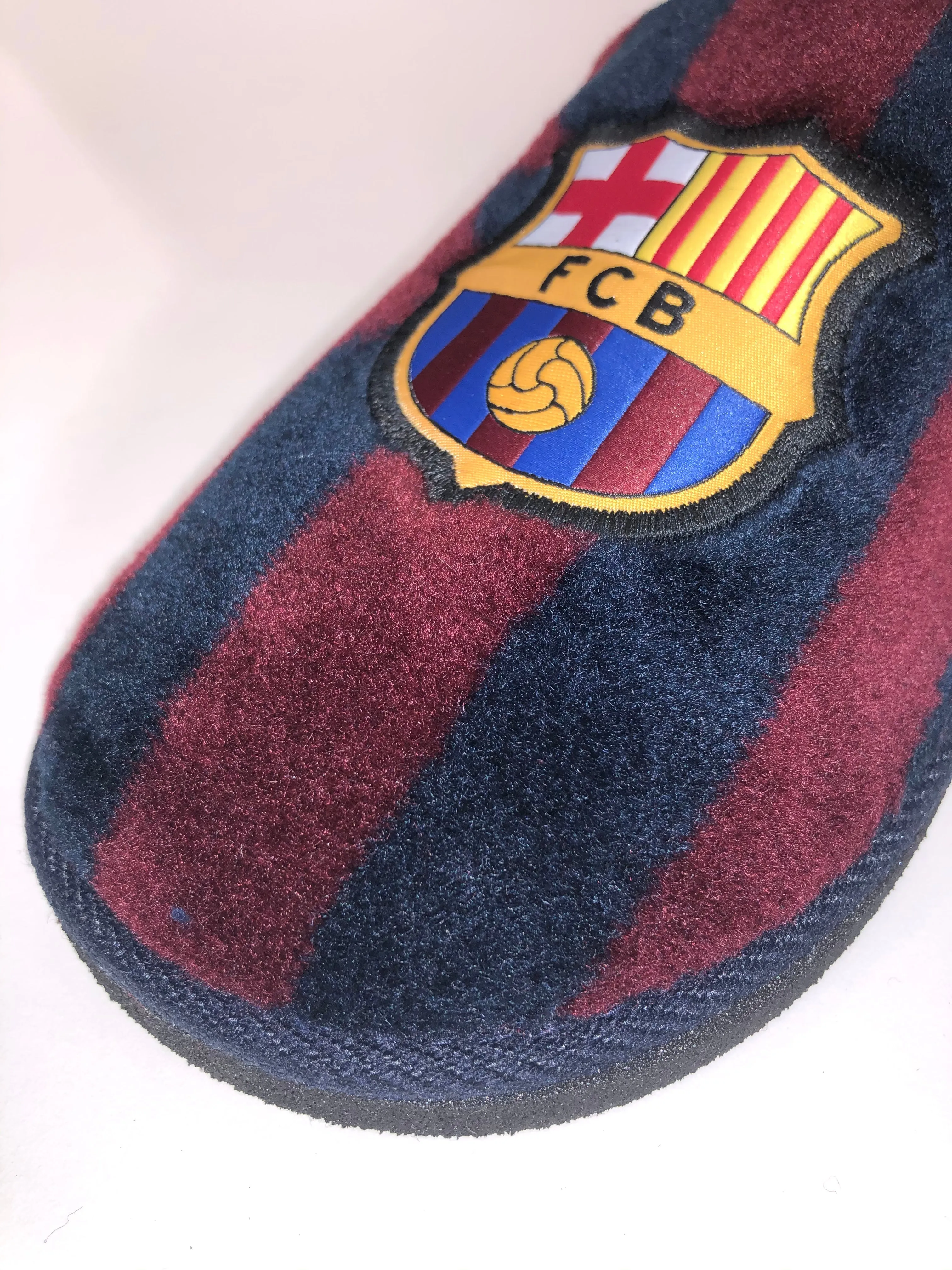 BARCELONA MAROON
