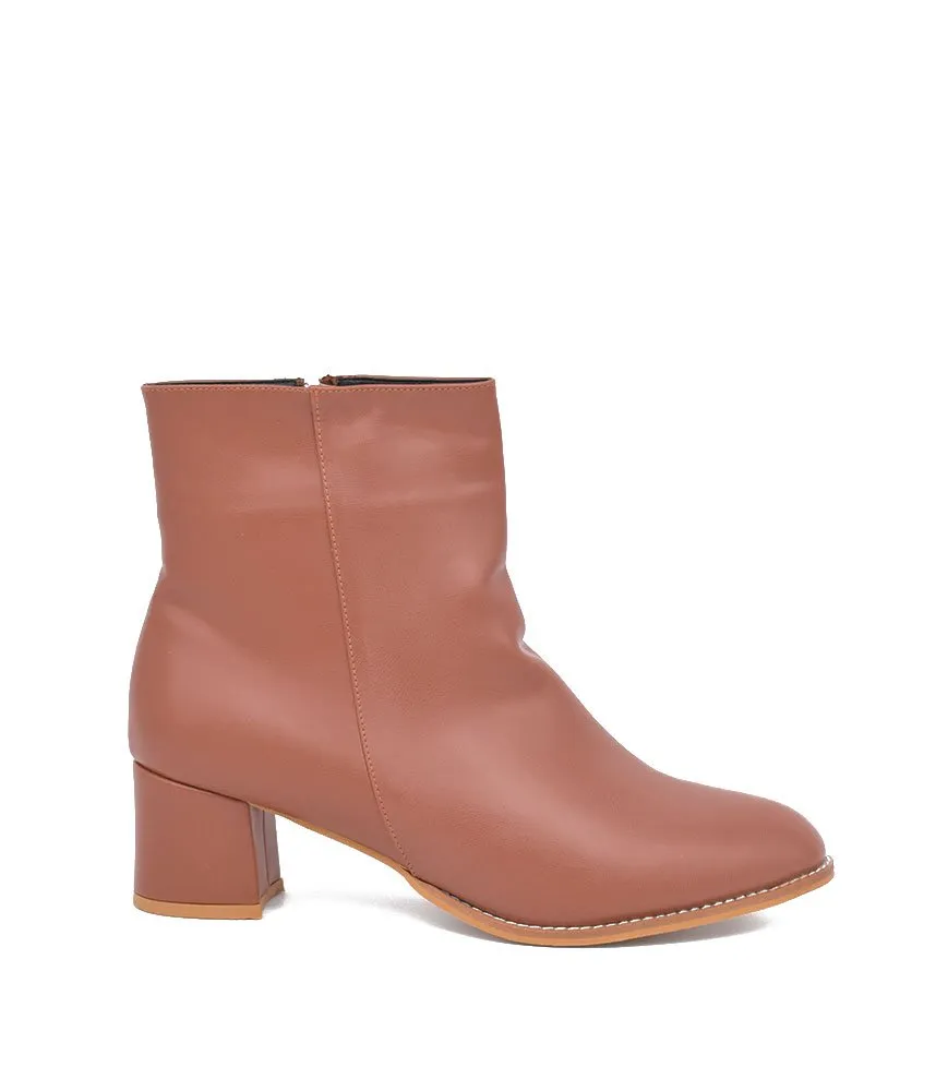 Belle & Lucy Chic Brown Ankle Boots