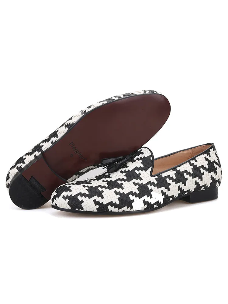 Black and white woven genuine leather men's slip-on formal loafers European and American banquet slip-on tassel shoes trendy men's beanie shoes