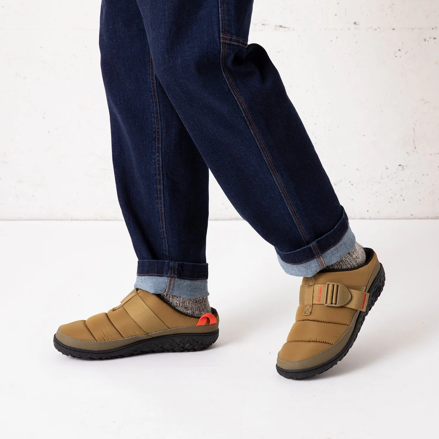 Chaco | チャコ　Ms RAMBLE PUFF CLOG BLACK