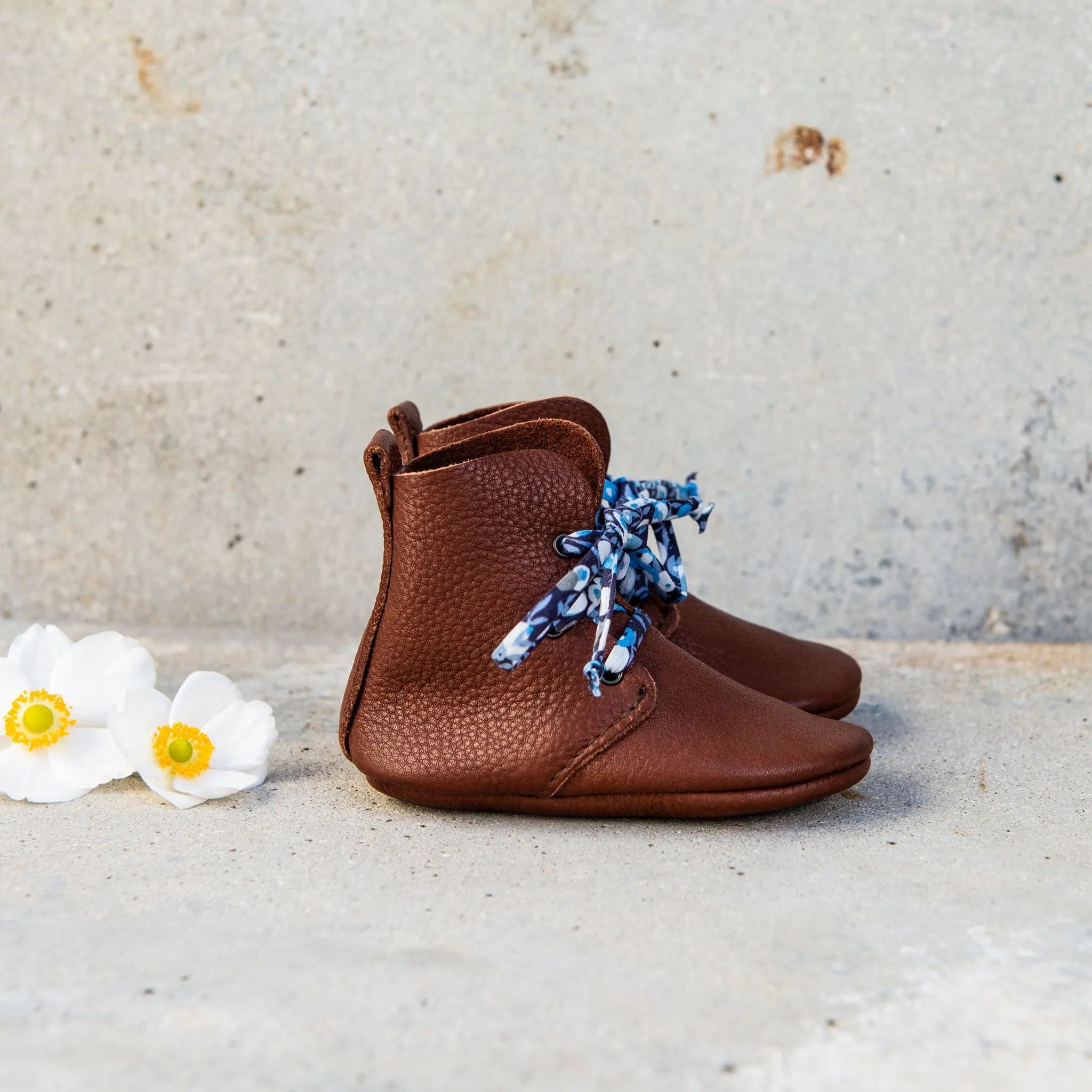 CHESTNUT HIGH TOPS WITH LIBERTY PRINT LACES