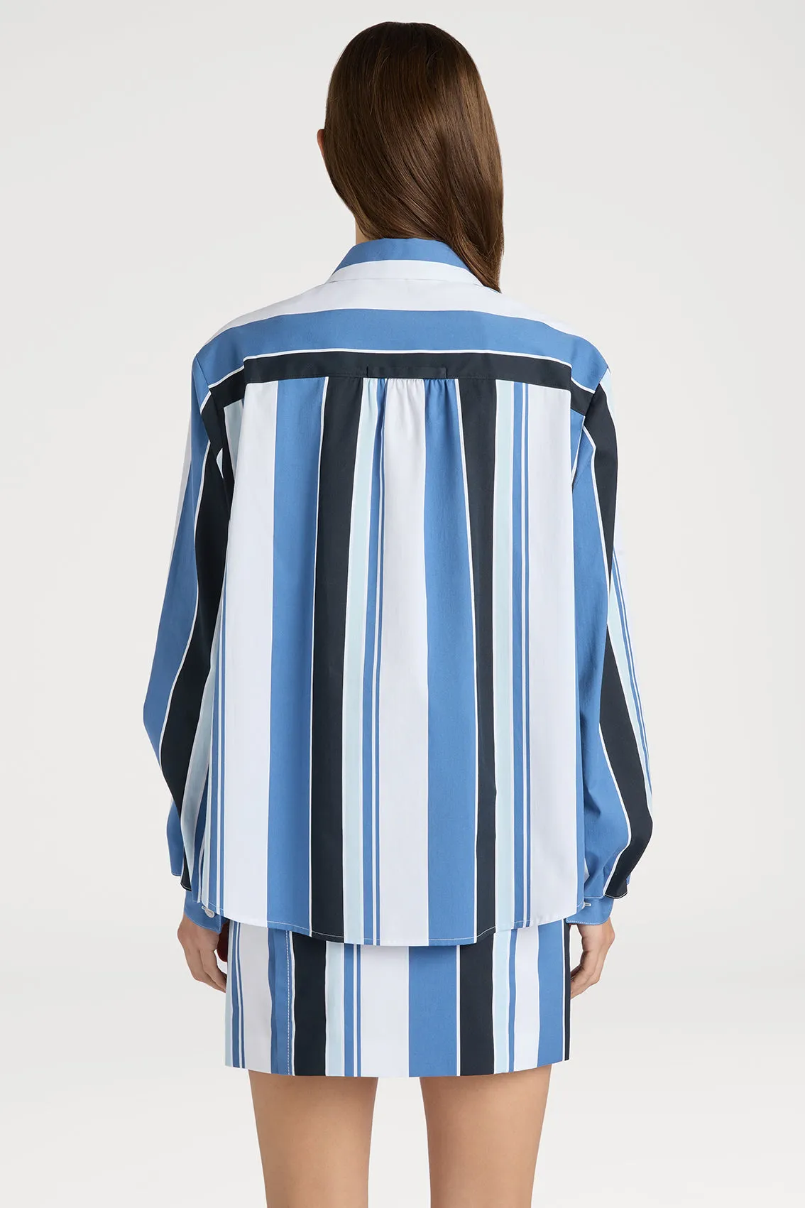 CHIC ROME-INSPIRED BLUE STRIPED SHIRT