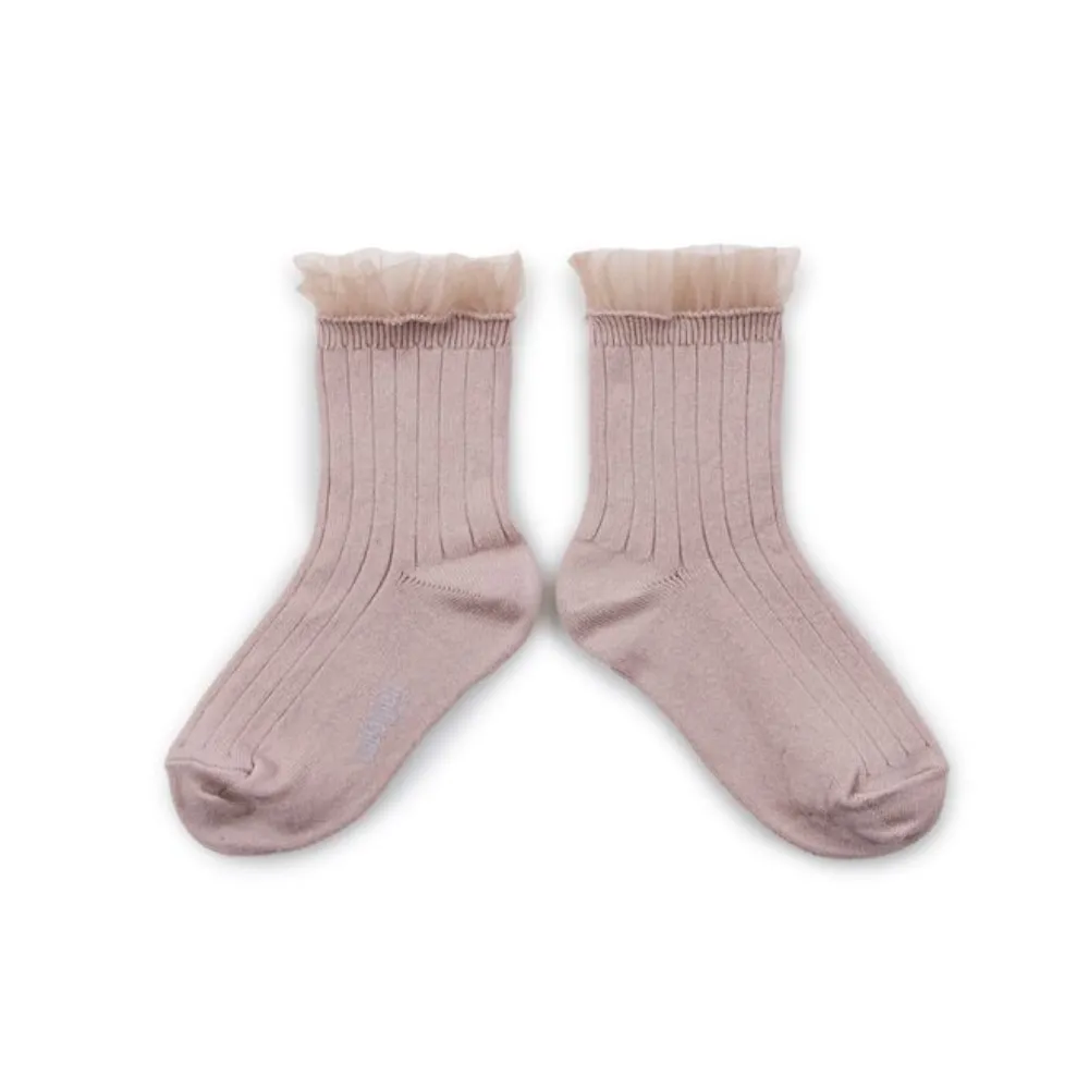 Collegien Margaux Tulle Frill Ribbed Ankle Socks, Vieux Rose