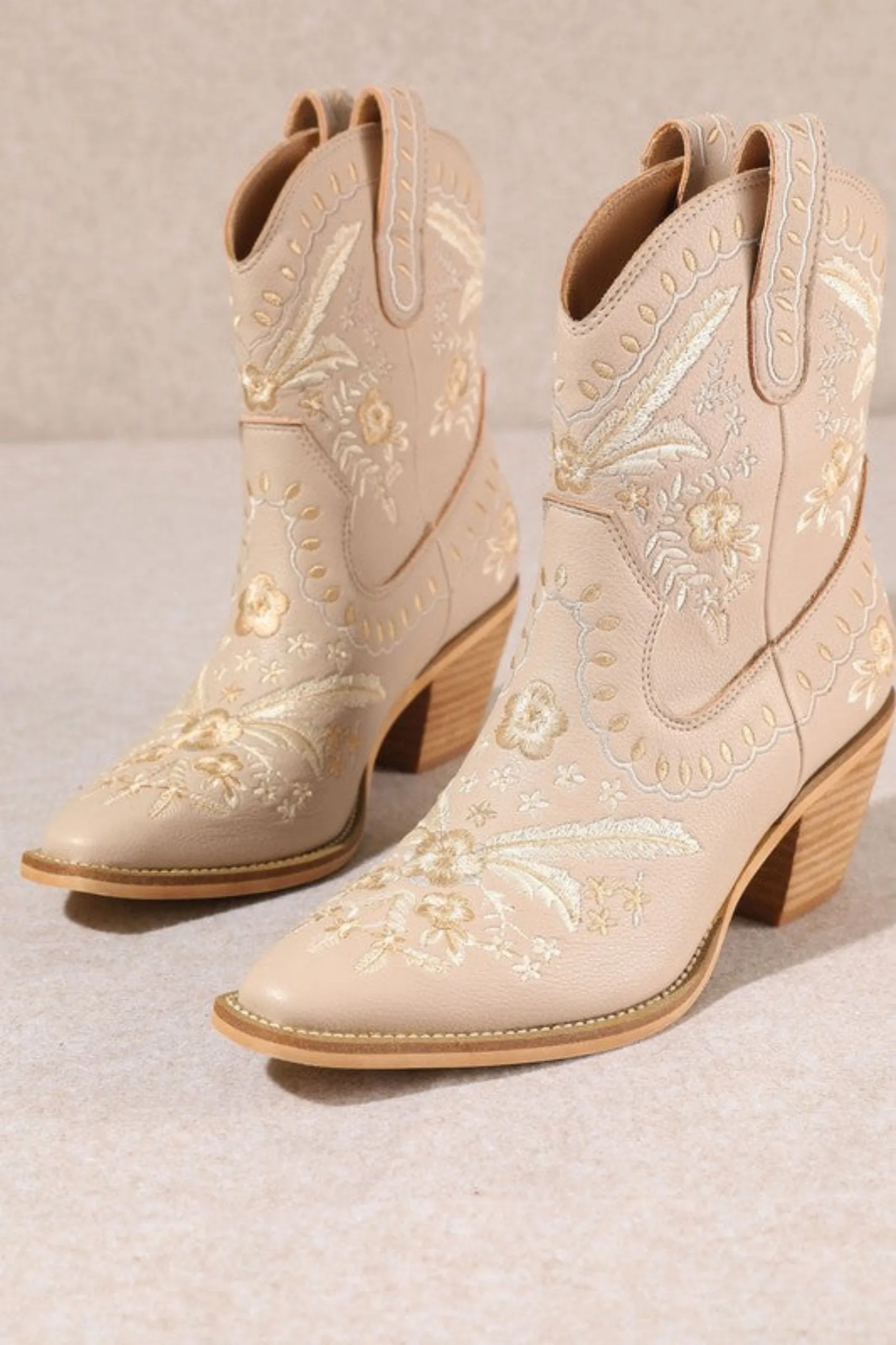 Corral Embroidered Western Cowboy Booties - Sandstone