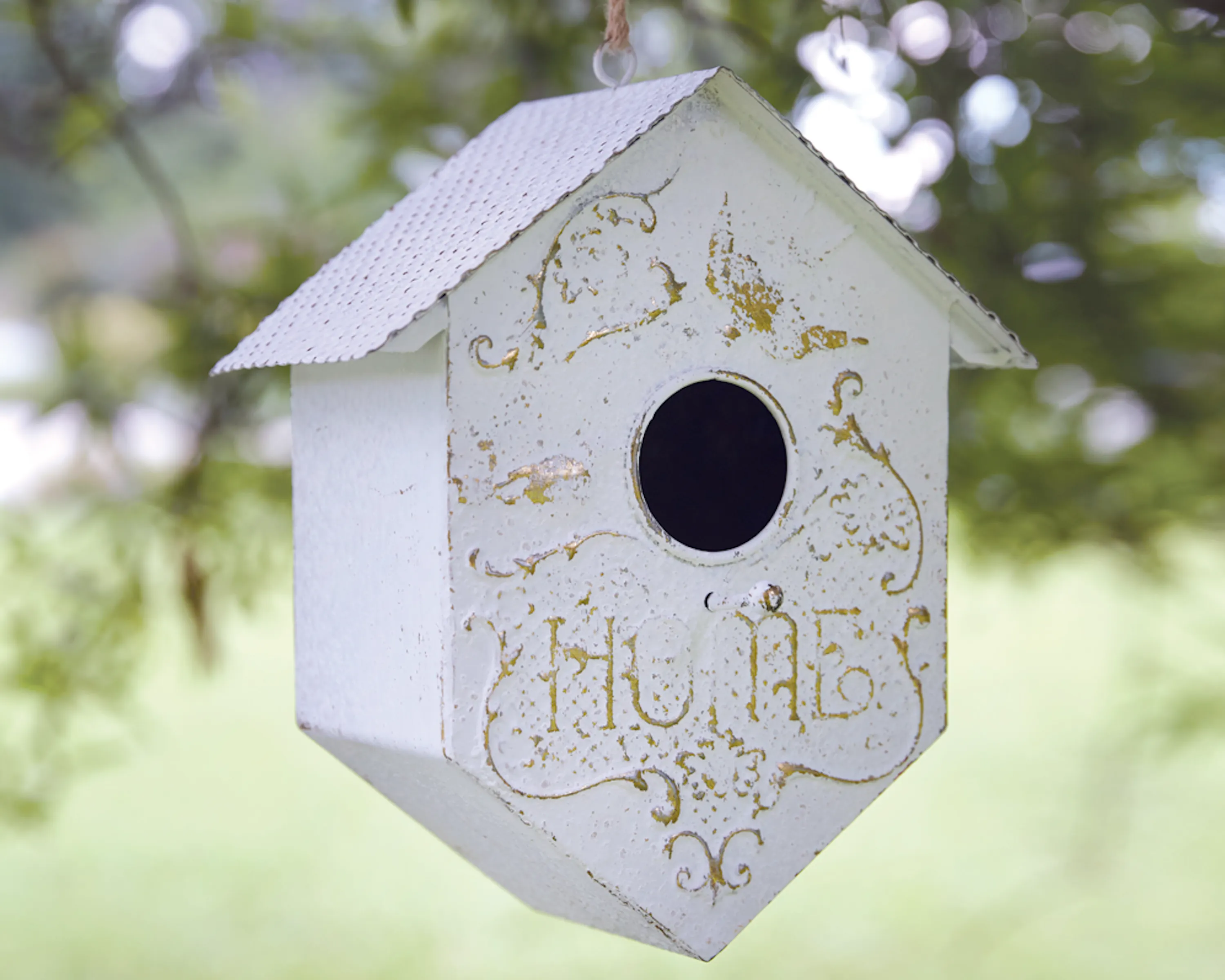Cottage chic distressed white birdhouse
