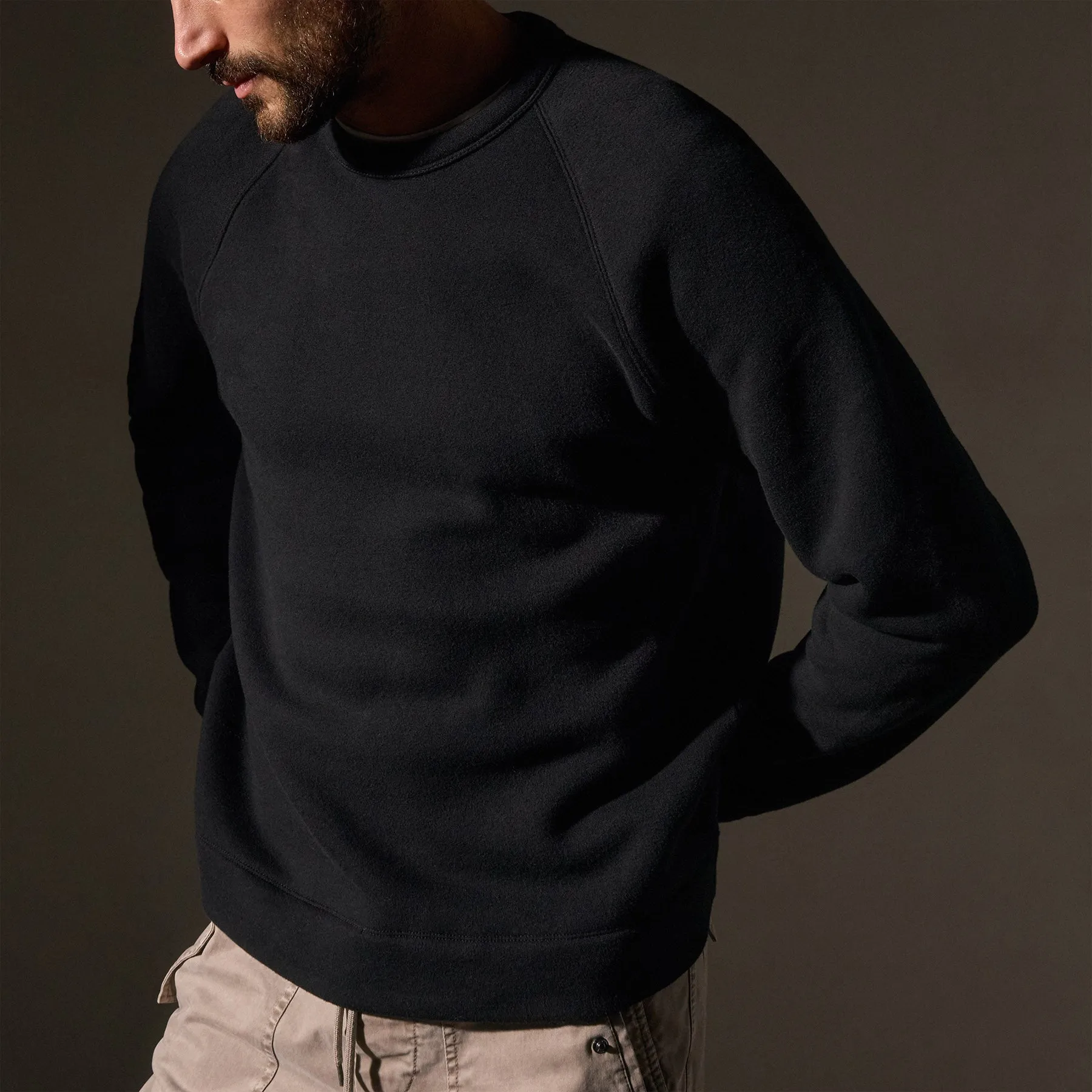 Cozy Raglan Sweatshirt - Black