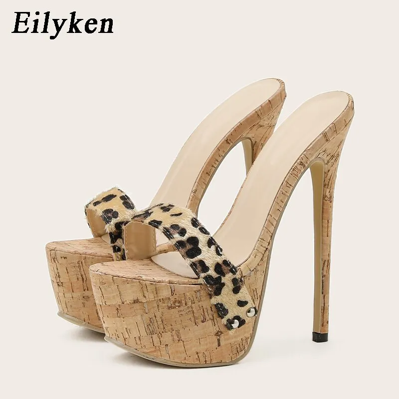 Eilyken Slippers