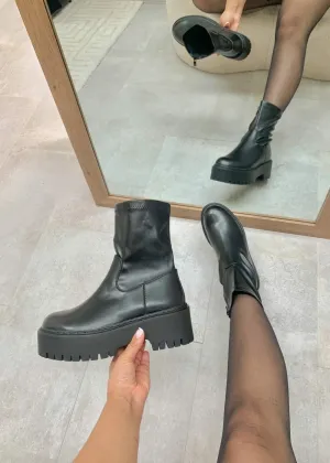Elsa™ | Stylish Black Boots