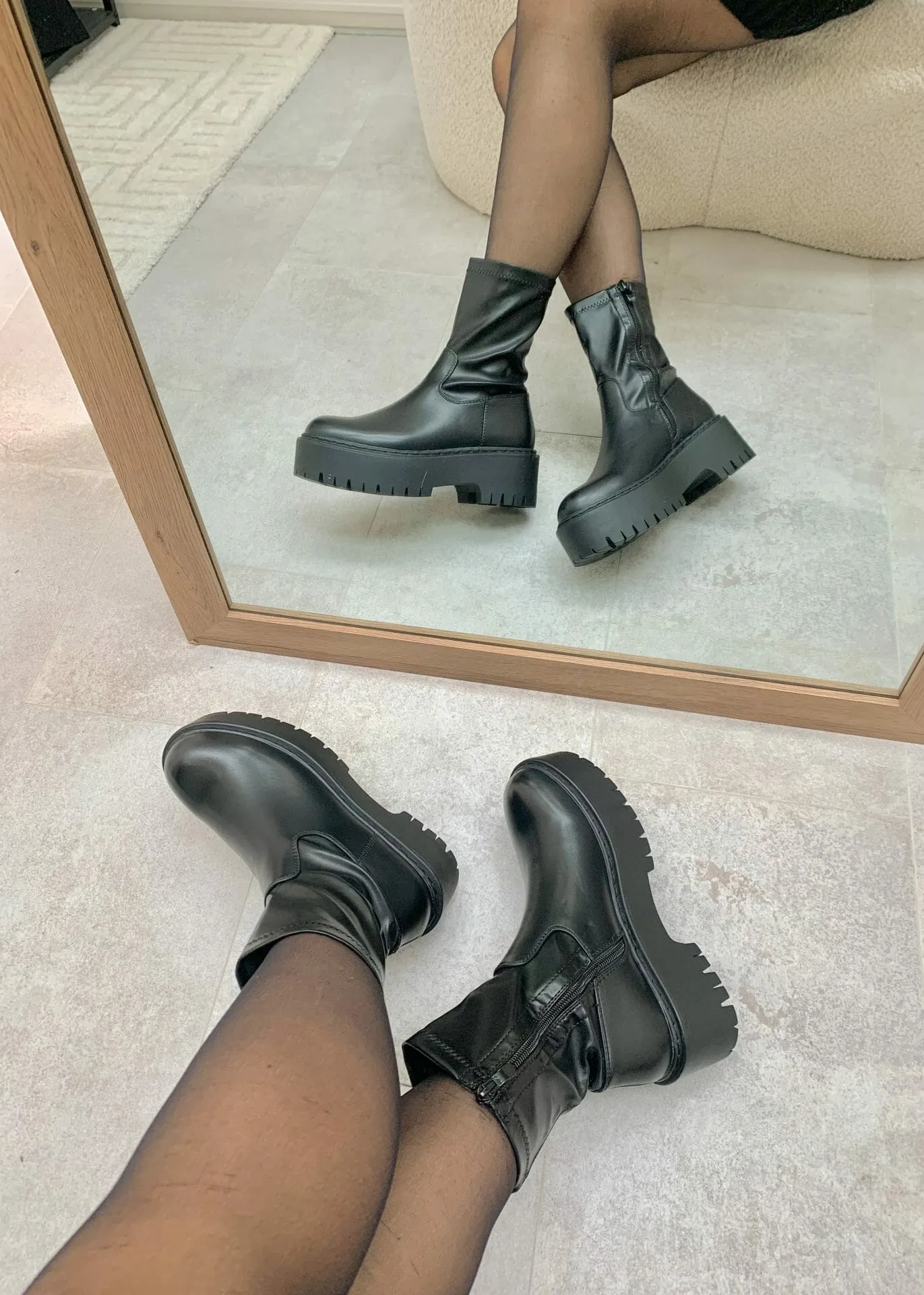 Elsa™ | Stylish Black Boots