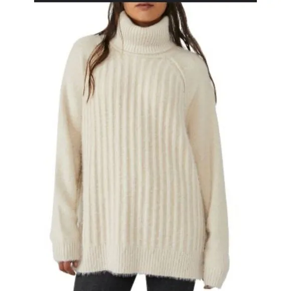 Free People Big City Turtleneck in Sand Combo Size M Ivory Oversized Cozy Boho
