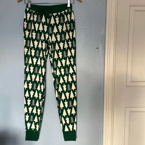 Hanna Anderson Winter Green Tree Matching Holiday Pajama Set