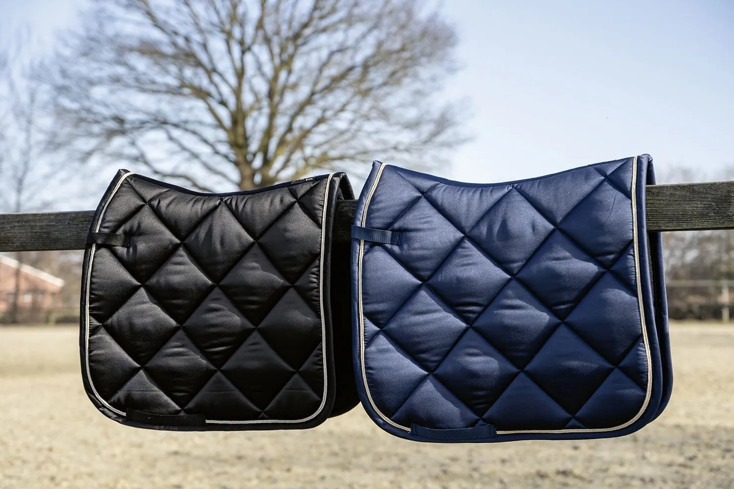 HKM Saddle Cloth Feel Warm Version 2