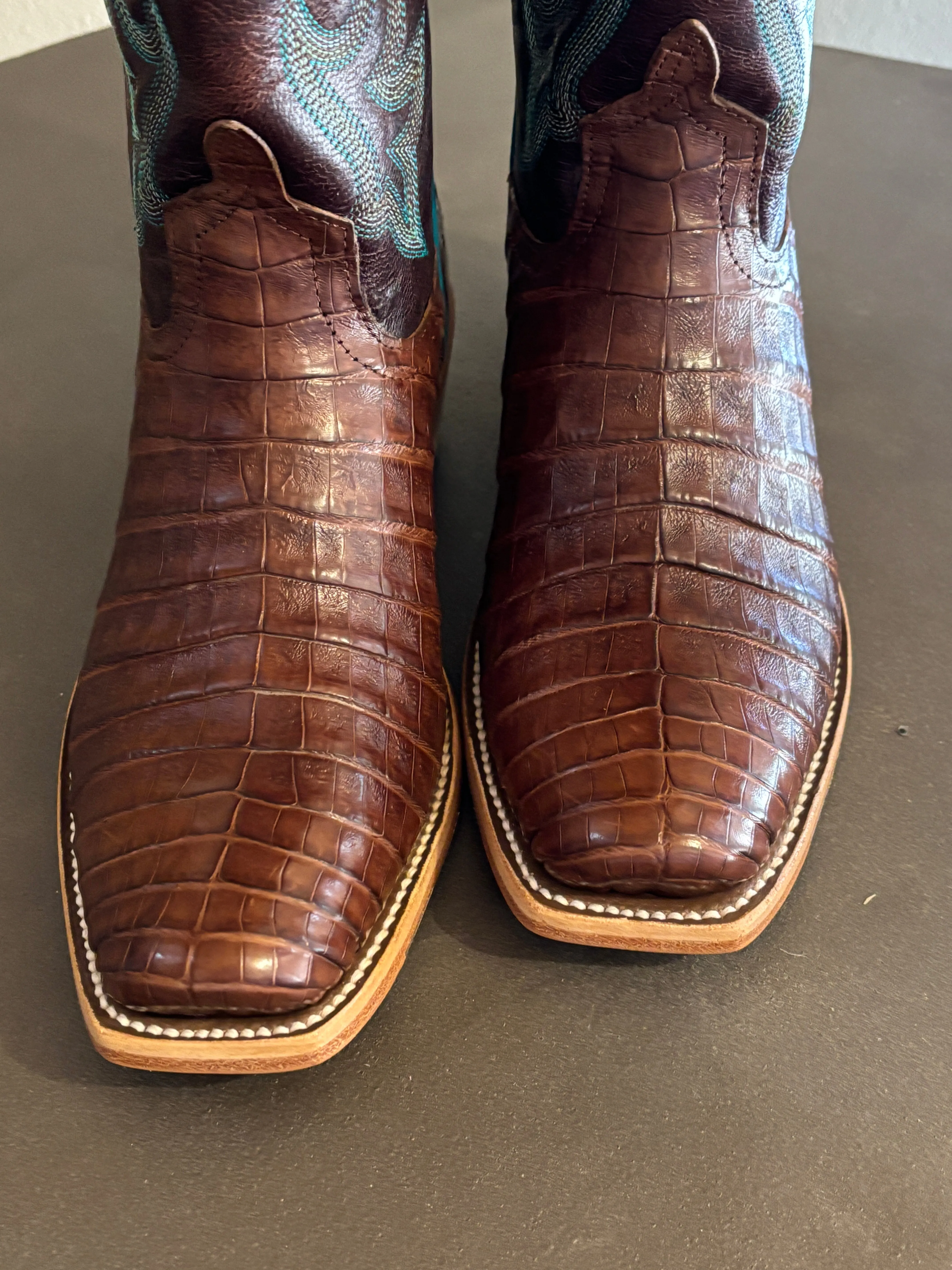 Macie Bean Cigar Pull Up Camin Belly Boots