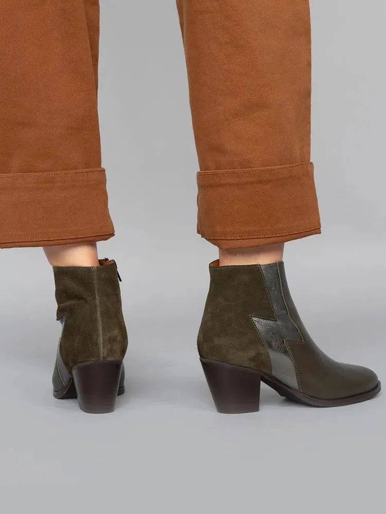 MASH IN KHAKI