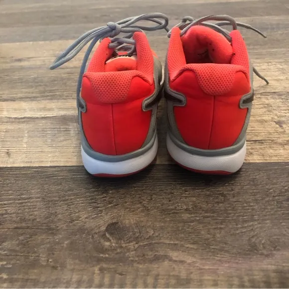 NIKE AIR Sneakers! size Women’s 8 EUC