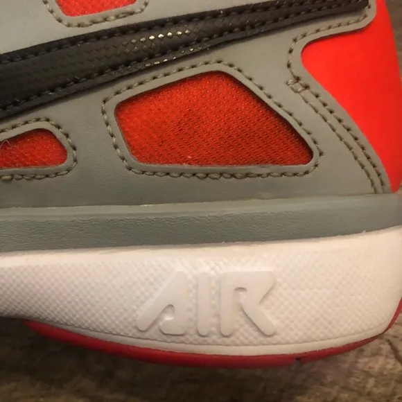 NIKE AIR Sneakers! size Women’s 8 EUC