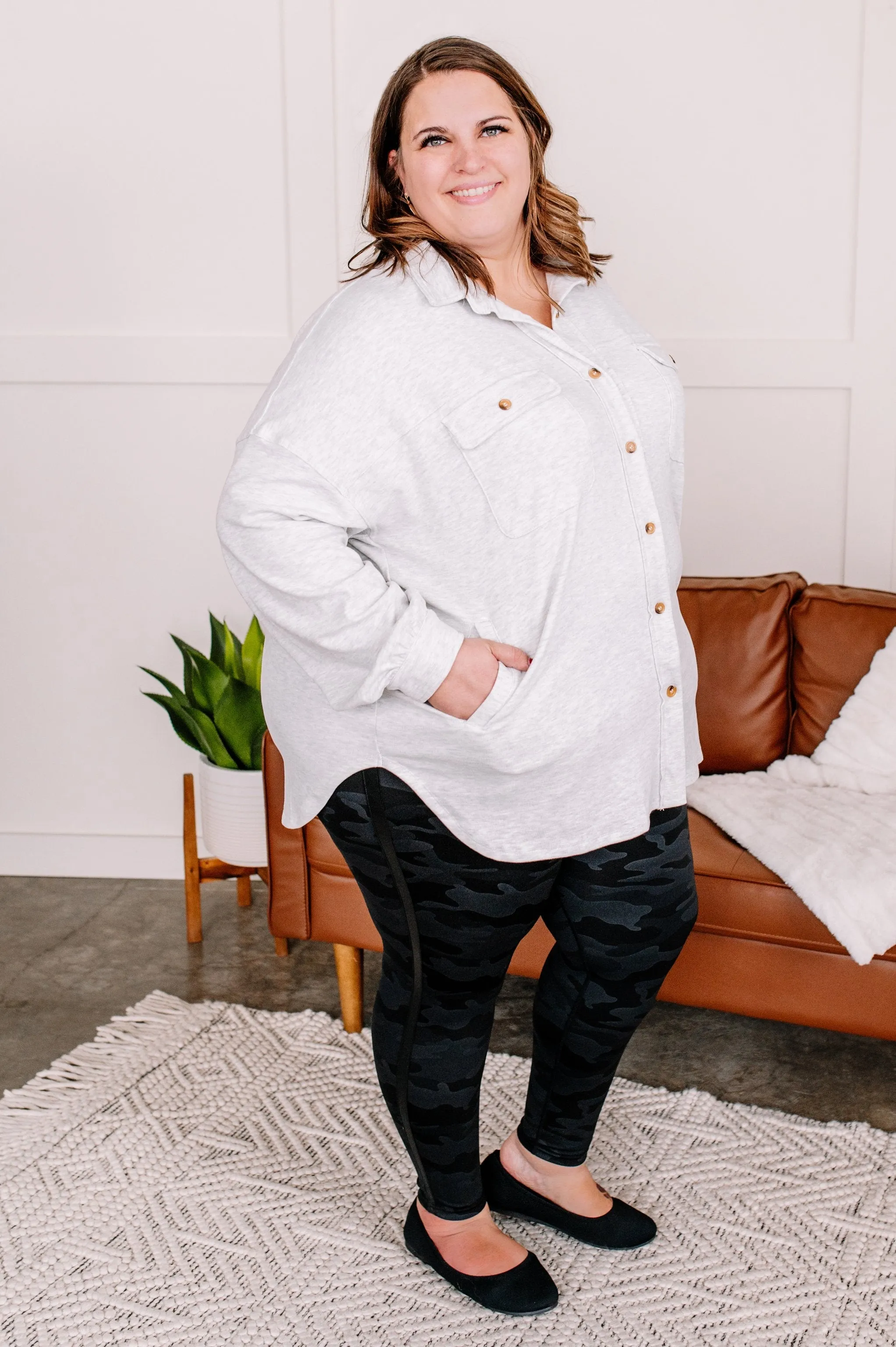 Race You For It Side Striped Camo Leggings_