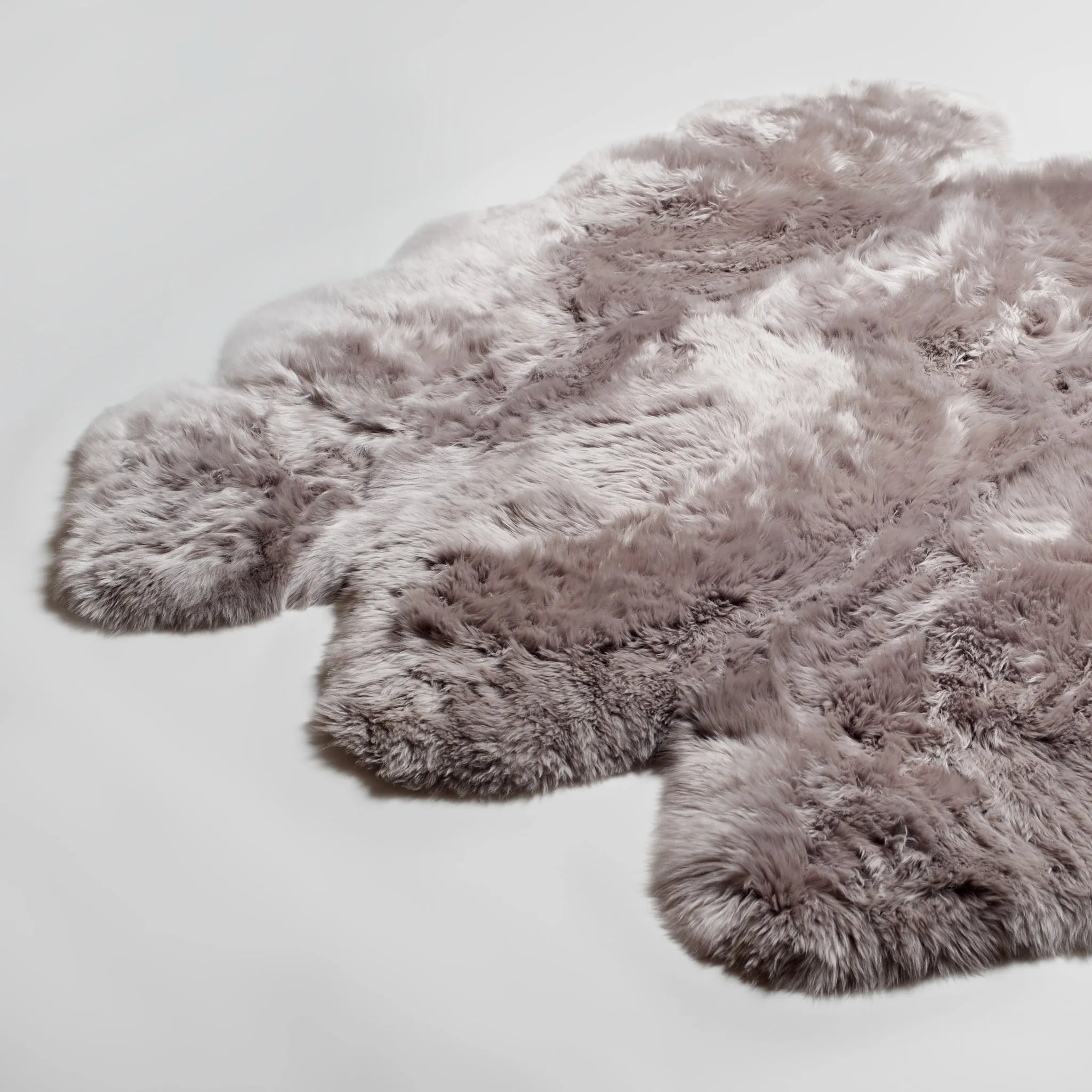 Real Sheepie: Supreme - Warm Grey