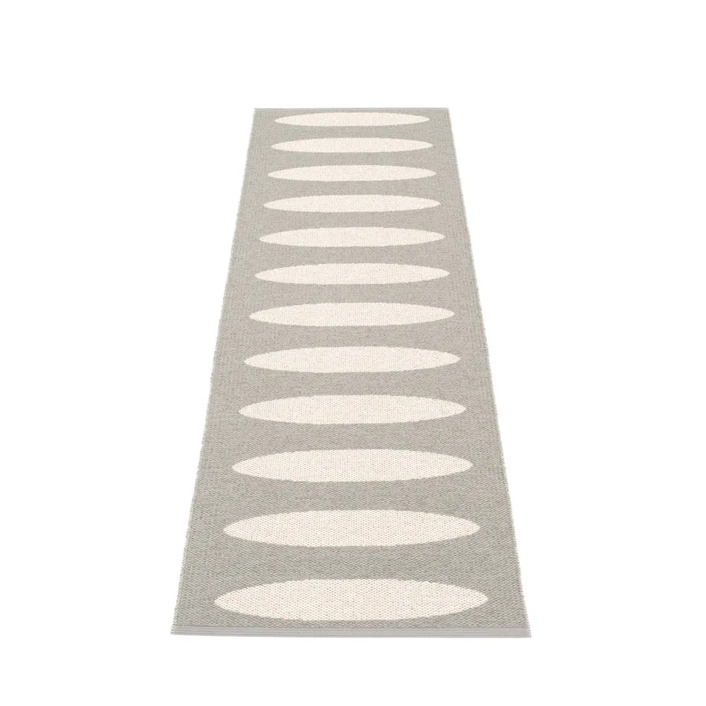 Rug Ella in warm grey  (Reversible)