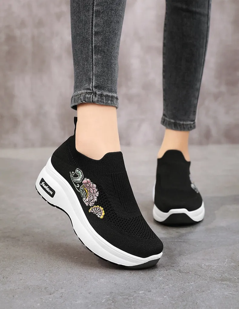 Soft and Supportive Lightweight Slip-On Sneakers for Casual Outdoor Use