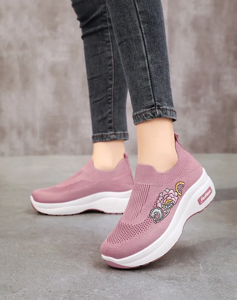 Soft and Supportive Lightweight Slip-On Sneakers for Casual Outdoor Use