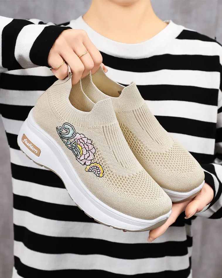 Soft and Supportive Lightweight Slip-On Sneakers for Casual Outdoor Use