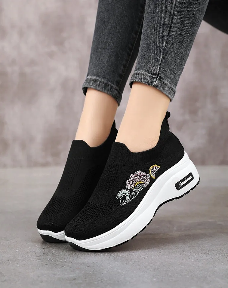 Soft and Supportive Lightweight Slip-On Sneakers for Casual Outdoor Use
