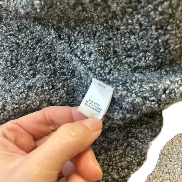 St. John chunky knit gray open front cardigan sweater size large wool cashmere