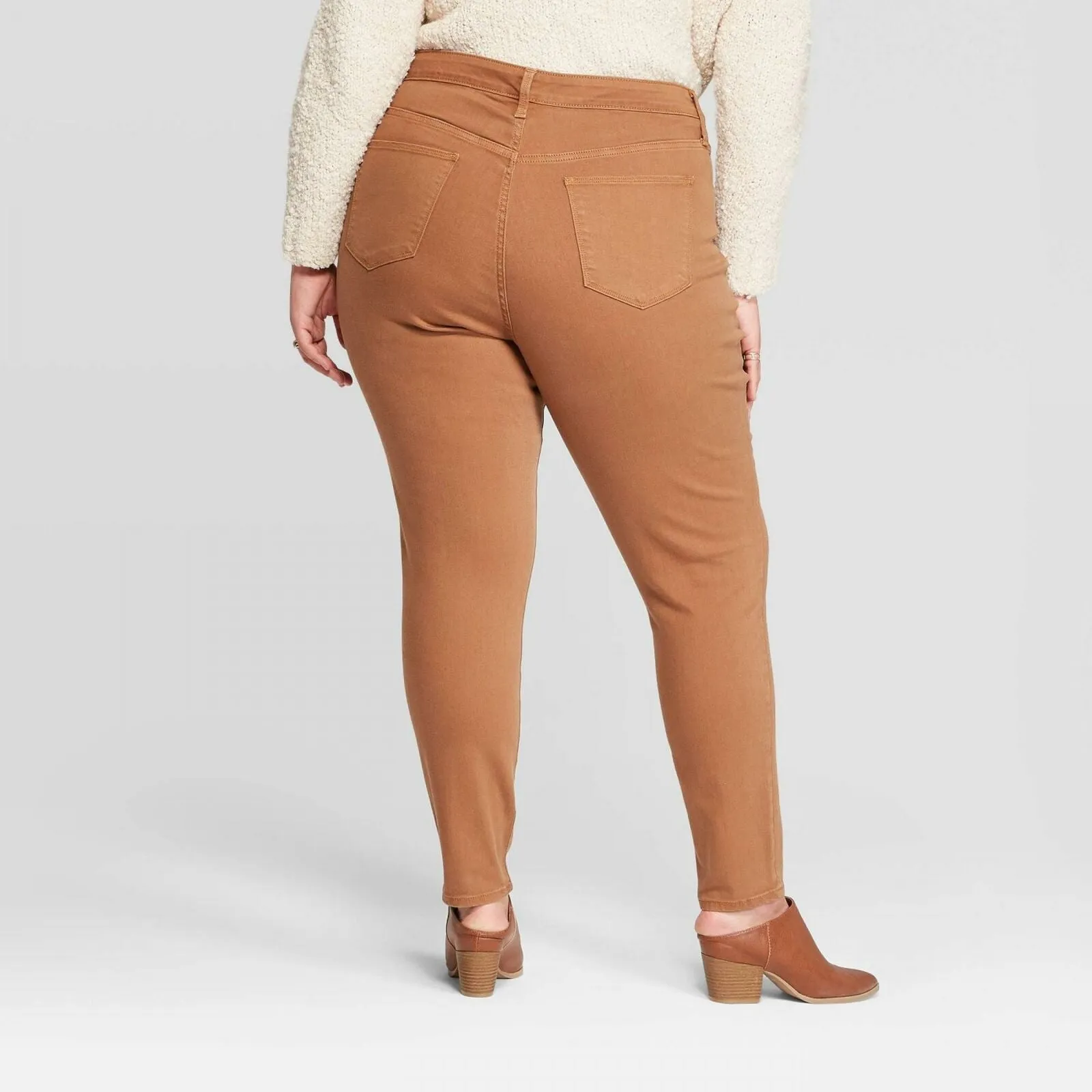 Universal Thread Women's Plus Size High-Rise Skinny Jeans