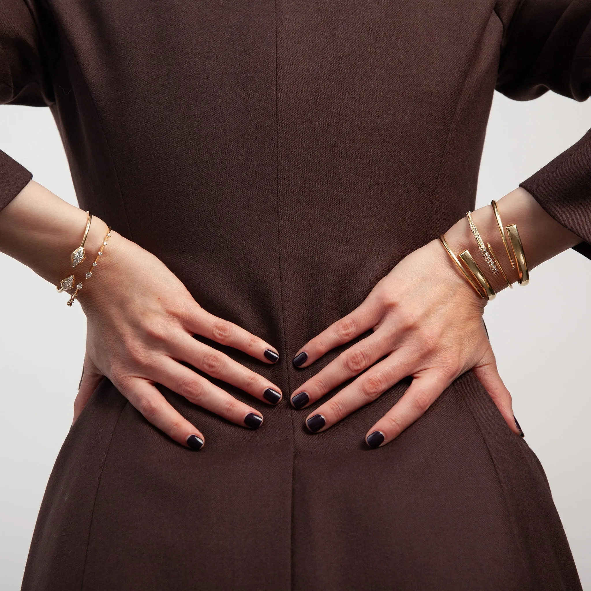 Viv Open Flexible Cuff in Yellow Gold