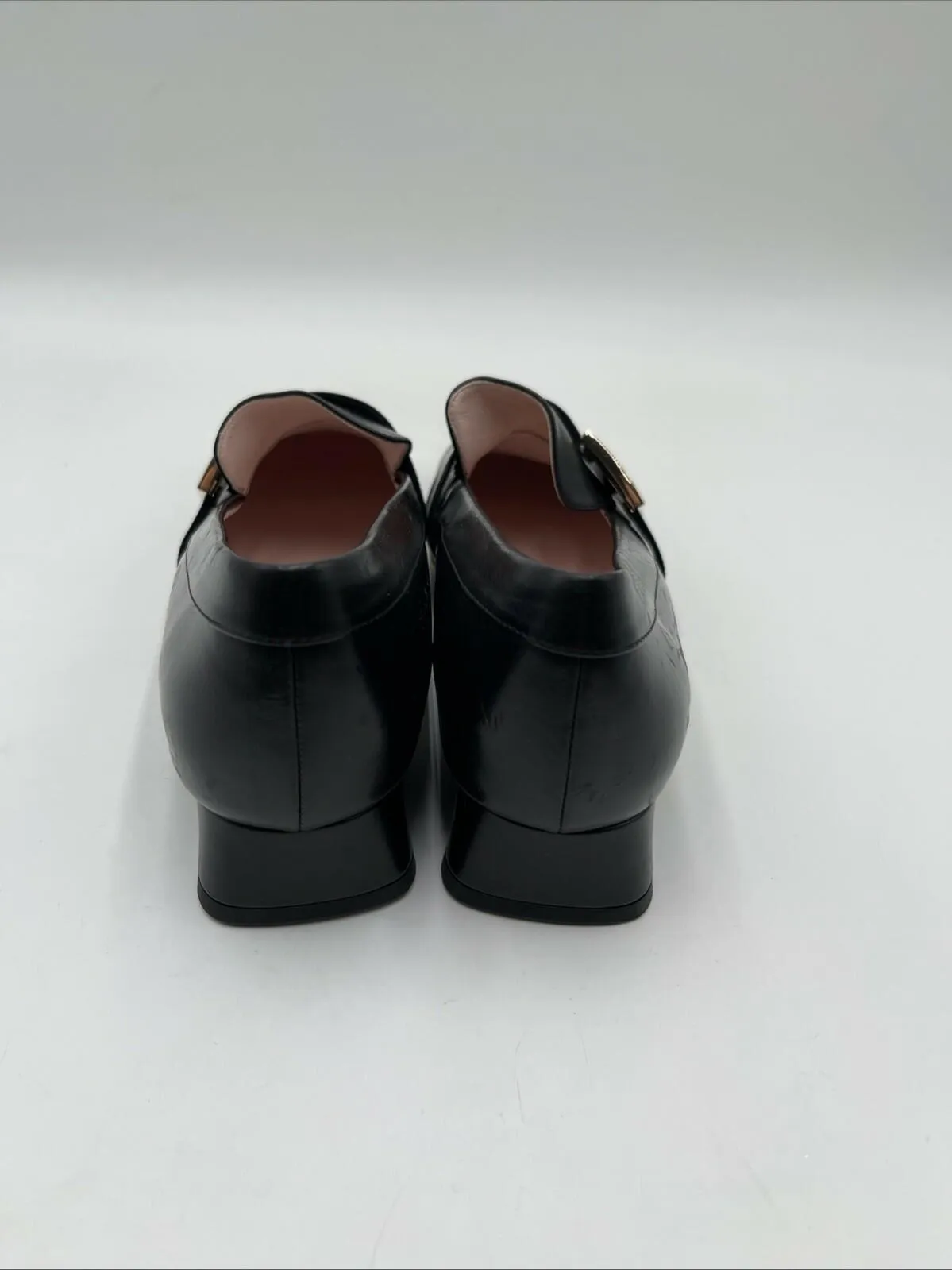 Women’s Roger Vivier Mini Leather Loafers Black Size 36.5 - Very Good
