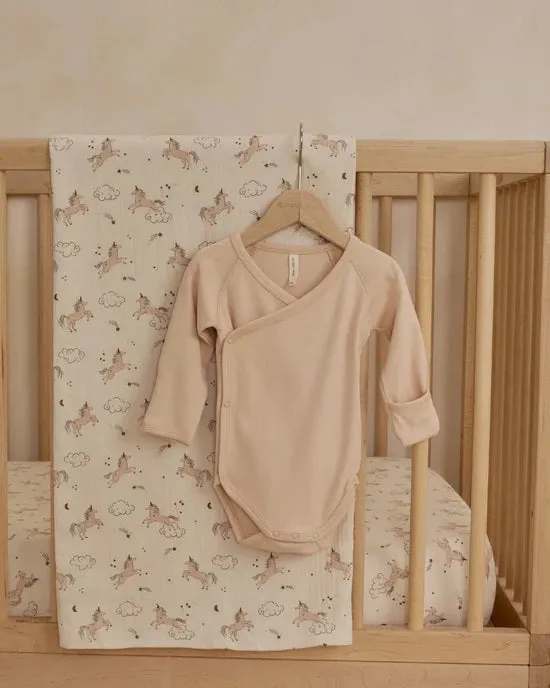 Woven swaddle || Unicorns